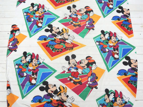 【ミッキー&ミニー】ローラースケート柄・ヴィンテージ・ユーズドシーツ(ボックスタイプ) USA