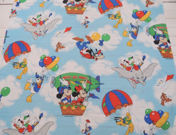 【ミッキー&フレンズー】大人気!ディズニー・飛行船・ヴィンテージ・ユーズドシーツ(ボックスタイプ)