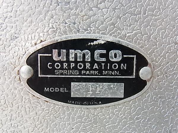 【UMCO】ヴィンテージ・タックルボックス・MODEL 11/フィッシング USA