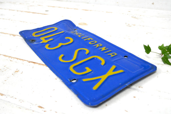 CALIFORNIA カリフォルニア ナンバープレート 043 SGX・USA アメリカンビンテージ