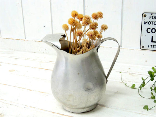 シャビー・アルミ製・アンティーク・ジャグ・ピッチャー・ガーデニング USA