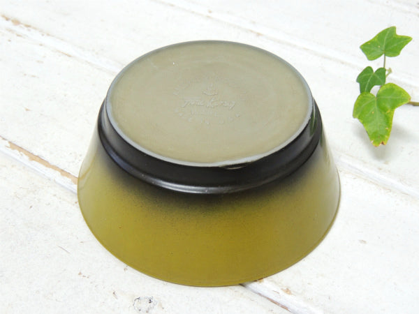 【Fire King】ファイヤーキング・カーキグリーン×ブラック色・サラダボウル/ヴィンテージ食器