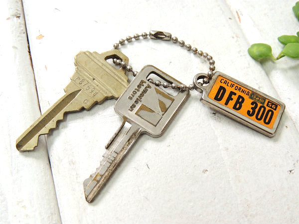 【カリフォルニア・ナンバープレート型】ヴィンテージ・金属製・キーホルダー・鍵2本付き・CA