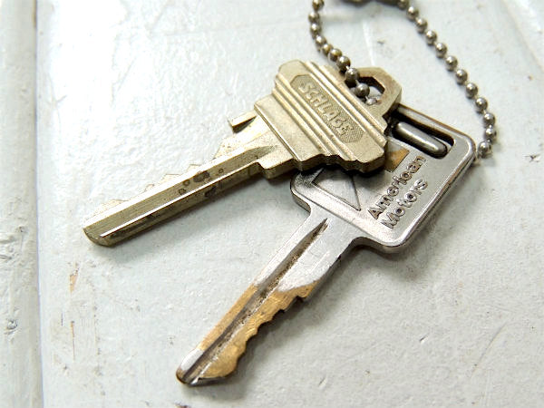 【カリフォルニア・ナンバープレート型】ヴィンテージ・金属製・キーホルダー・鍵2本付き・CA