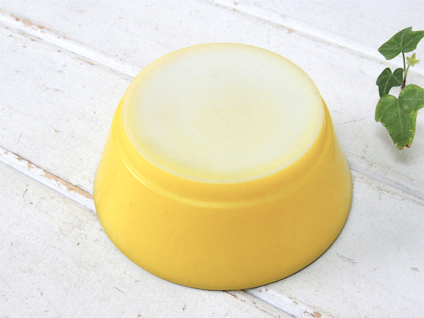 【Fire King】ファイヤーキング・イエロー×ブラックリム・サラダボウル/ヴィンテージ食器