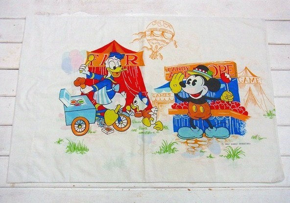 【OLDミッキーマウス】ミッキー&フレンズ・お祭り柄・ヴィンテージ・ピロケース/枕カバー USA