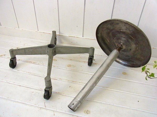 工業系・メタル製・キャスター付きヴィンテージ・スツール/チェア/ガレージスツール US