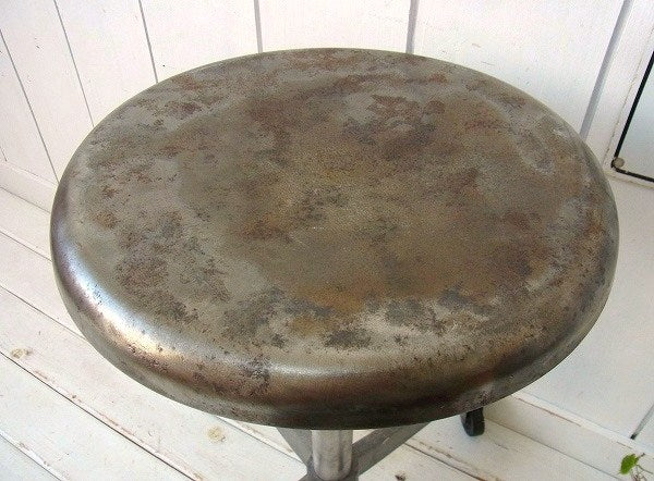 工業系・メタル製・キャスター付きヴィンテージ・スツール/チェア/ガレージスツール US