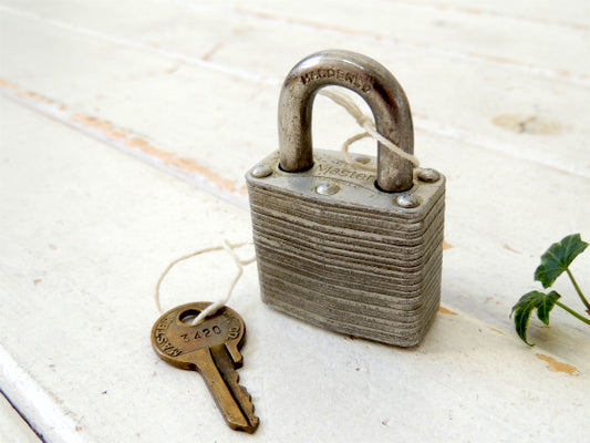 【Master・マスターロック】ヴィンテージ・南京錠・パッドロック・真鍮製・鍵付き・USA