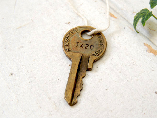 【Master・マスターロック】ヴィンテージ・南京錠・パッドロック・真鍮製・鍵付き・USA