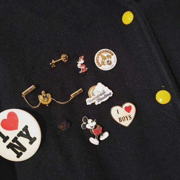 ディズニー Minnie..Clubs 83 ミニーマウス・ヴィンテージ・バッジ・ブローチ・USA