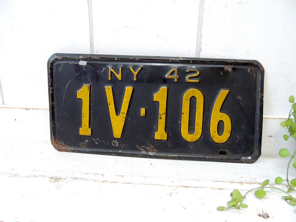 NYニューヨーク・1942年・ヴィンテージ・ナンバープレート・アメ車・1V-106
