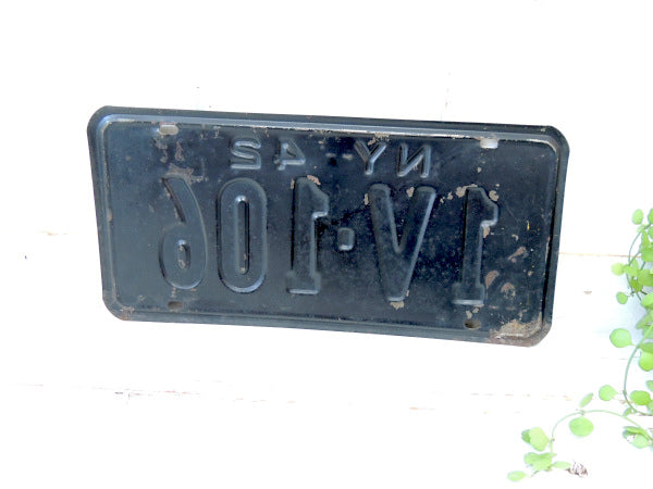 NYニューヨーク・1942年・ヴィンテージ・ナンバープレート・アメ車・1V-106