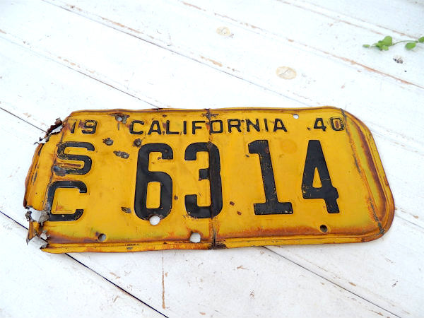 【1940/CALIFORNIA/SC/6314】弾痕付き・ヴィンテージ・ナンバープレート・ジャンク