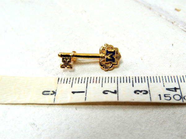 【ゴールドカラー・M】 ちいさな可愛い・Key&鍵モチーフ・ヴィンテージ・キーブローチ