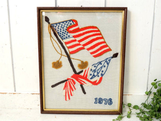 【1976s・アメリカ国旗・ハンドメイド・ニット刺繍】ビンテージ・アートフレーム/壁飾り/インテリア