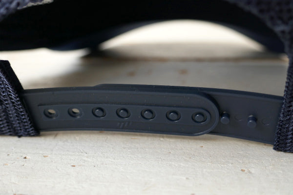 タリアサーフ THALIA カリフォルニア CREST PATCH キャップ トラッカーハット