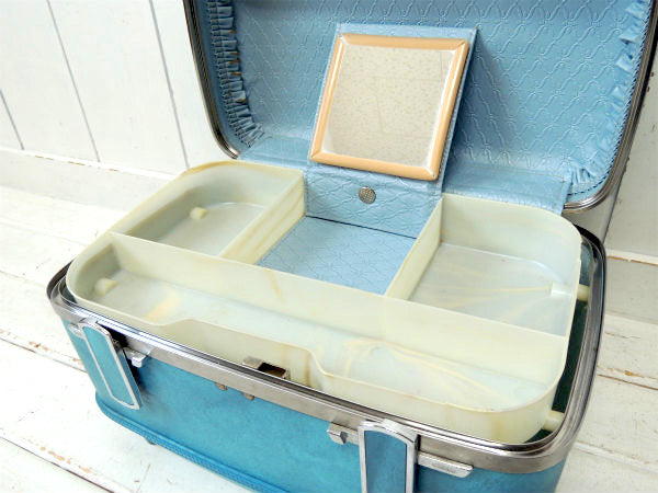 【アメリカンツーリスター】ダイアルロック付き・水色・ヴィンテージ・2段メイクボックス/コスメボックス
