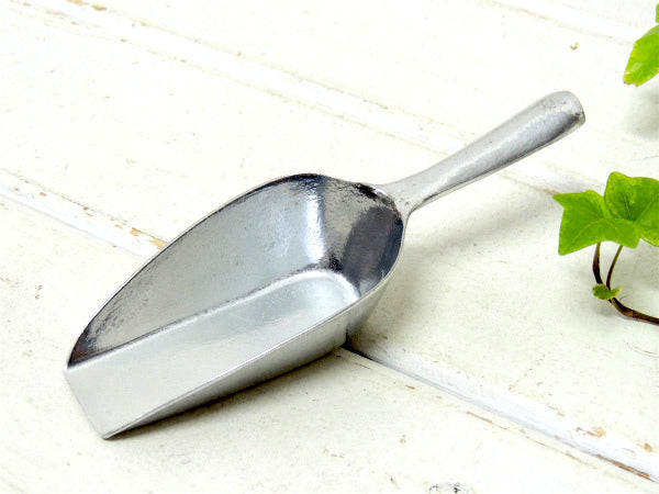 【W・GERMANY・アルミ製】アンティーク・コーヒー豆・キッチンスコップ・スクープ