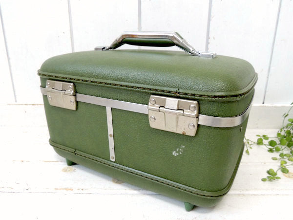 【アメリカンツーリスター】オリーブグリーン色・2段式・ヴィンテージ・メイクボックス/コスメボックス