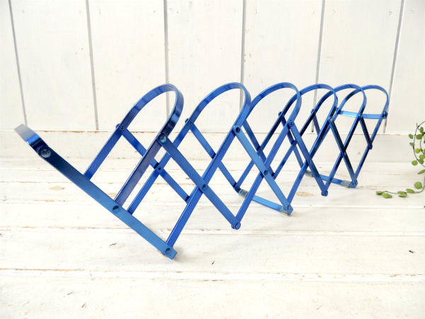 ブルーメタリックカラー・スチール製　ヴィンテージ・コレーター・ステーショナリー