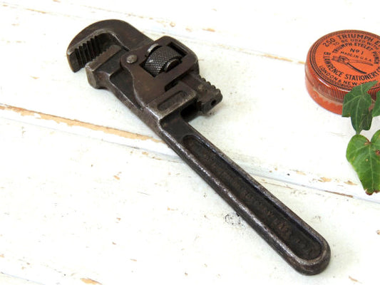 TRIMO 8・ヴィンテージ・工具・パイプレンチ 鉄・アイアン USA レンチ・道具