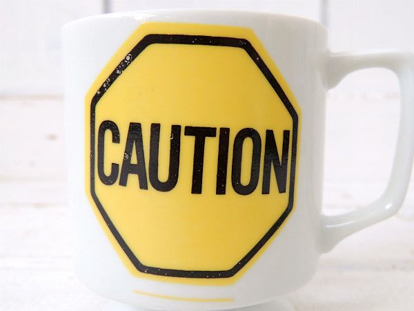 【CAUTION】道路標識デザイン・陶器製・ヴィンテージ・マグカップ/里帰り品