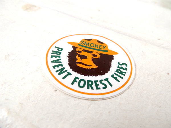【SMOKEY】PREVENT FOREST FIRES・スモーキーベア・ビンテージ・ステッカー
