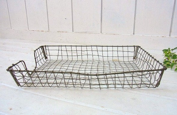 シャビーなアンティーク・ワイヤートレイ/書類トレイ/デスクトレイ　USA