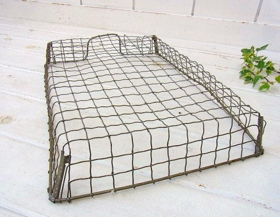 シャビーなアンティーク・ワイヤートレイ/書類トレイ/デスクトレイ　USA