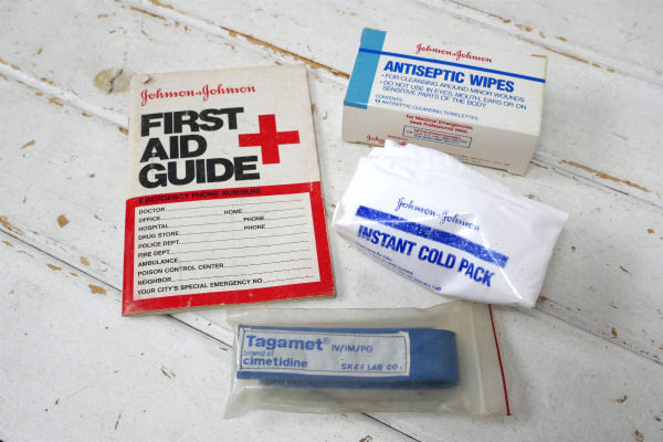 ジョンソン&ジョンソン FIRST AID ヴィンテージ 救急箱 ファーストエイド 収納缶 USA