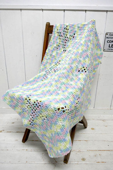 星 モチーフ入り 手編みニット パステルカラー ヴィンテージ ベビーブランケット ひざ掛け USA キャンプ&アウトドア