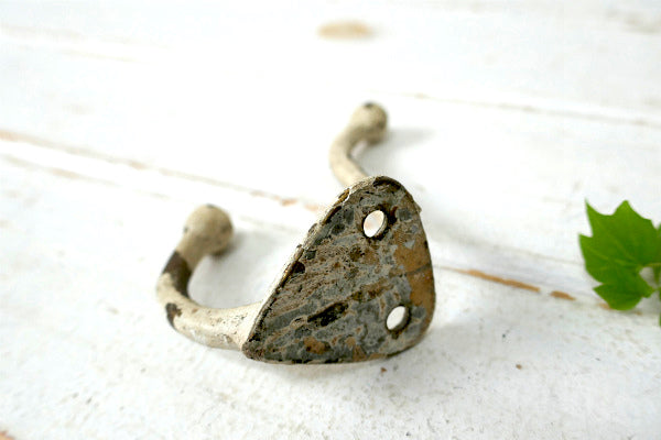 ペンキ・ホワイト・真鍮製・アンティーク・ウォールフック・フック　USA・インダストリアル・工業系