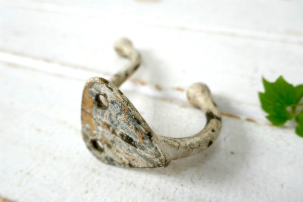 ペンキ・ホワイト・真鍮製・アンティーク・ウォールフック・フック　USA・インダストリアル・工業系