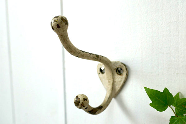 ペンキ・ホワイト・真鍮製・アンティーク・ウォールフック・フック　USA・インダストリアル・工業系