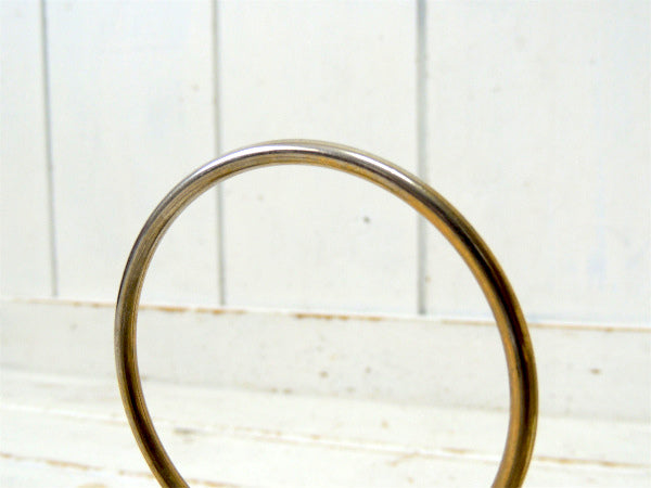 【ミッドセンチュリー】ゴールド色・メタル製・伸縮式・ヴィンテージ・ブックスタンド/本立て USA