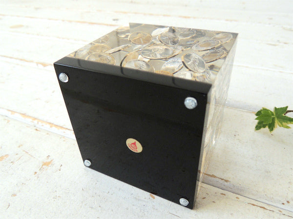 【1セント】1974年ペニー入り・キューブ型・樹脂製・ヴィンテージ・ペーパーウェイト・文鎮