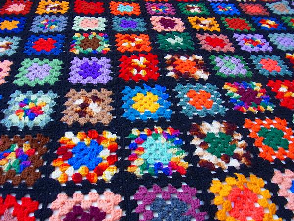 ハンドメイド・モチーフ編み・アンティーク・グラニーブランケット/ニットブランケット　USA