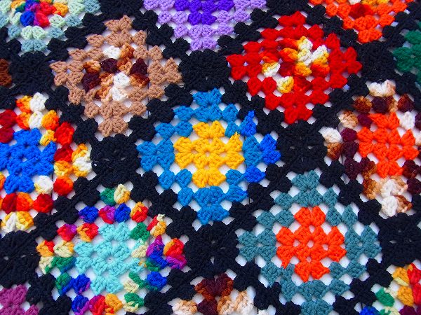 ハンドメイド・モチーフ編み・アンティーク・グラニーブランケット/ニットブランケット　USA