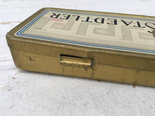 【ドイツ製・MARS・STAEDTLER】ヴィンテージ・ペンシルケース+鉛筆2本付き・TIN缶