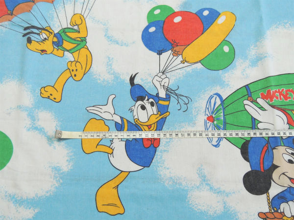 【ミッキー&フレンズー】ディズニー・空を飛ぶ飛行船・ヴィンテージ・ユーズドシーツ(フラットタイプ)