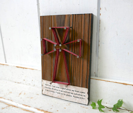 ストリングスアート ウォールデコ 木製 ヴィンテージ 十字架 クロス キリスト 聖品 聖書の言葉