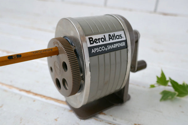 APSCO Berol Atlas メタル製 ６穴 ヴィンテージ ペンシルシャープナー 鉛筆削り ステーショナリー USA