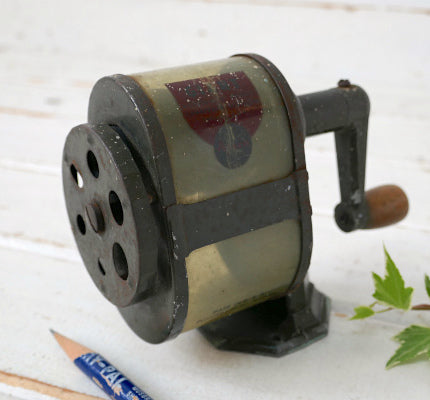 APSCO GIANT メタル製 6穴 50's ヴィンテージ ペンシルシャープナー 鉛筆削り ステーショナリー USA