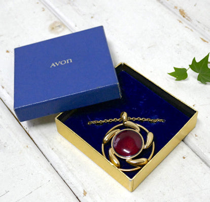 AVON エイボン 太陽モチーフ ゴールドトーン ヴィンテージ ネックレス アクセサリー 箱付き