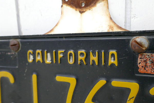 1963's カリフォルニア CALIFORNIA ・CJ 7673 ヴィンテージ・ナンバープレート OLD 取り付け金具 トッパー付き