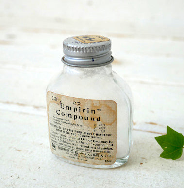 Empirin Compound ヴィンテージ エンボス OLD ガラス容器 薬瓶 MADE IN U.S.A. 薬局