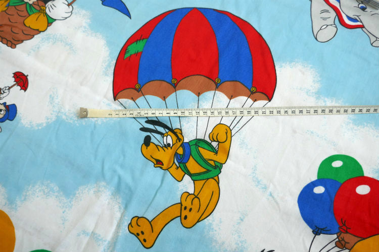 ミッキー&フレンズー ディズニー カラフル 飛行船 ヴィンテージ ユーズドシーツ(ボックスタイプ) USA